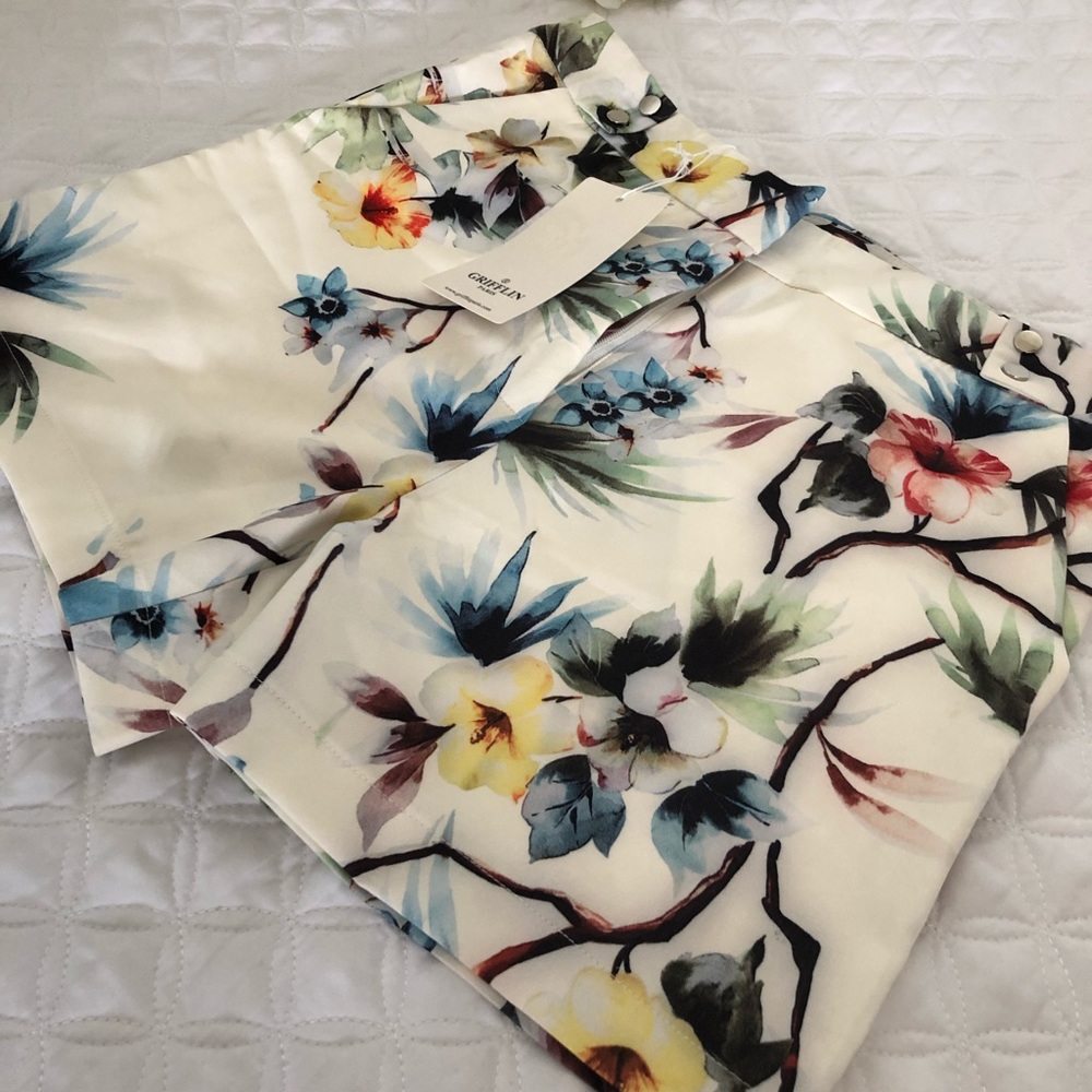 High waisted floral shorts